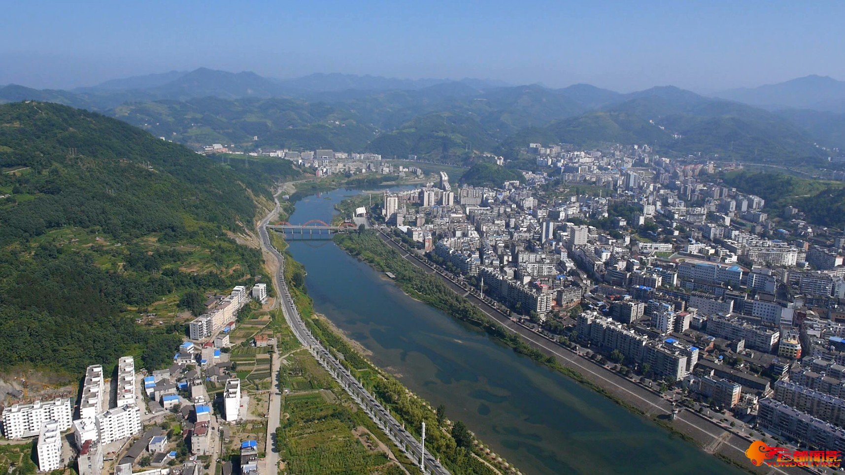 武漢航拍產于竹山縣航拍宣傳工作