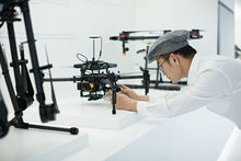 行業老大地位的無人機航拍的發展