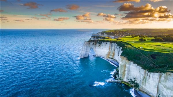 不健康的行業行為影響武漢航拍發