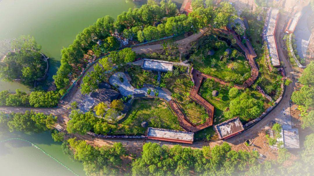 航拍武漢新動物園的壯麗美景