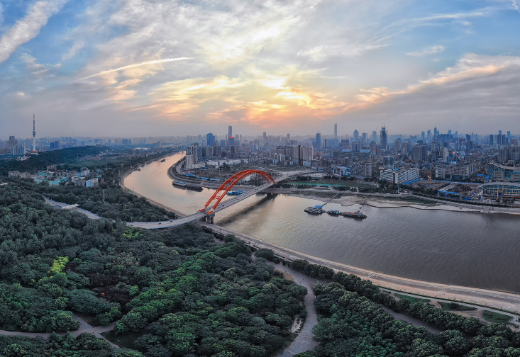 武漢航拍對城市發展出現的引導作