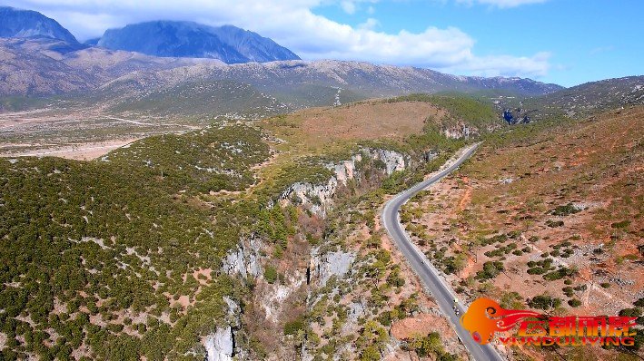 航拍麗江梅里雪山